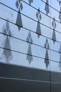 Hermines peintes sur une façade