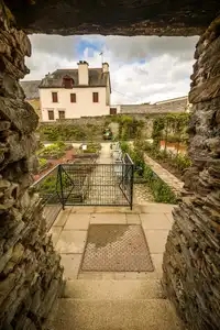 Josselin, vue sur les jardins médiévaux