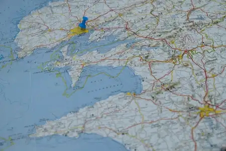 Carte du Finistère focalisée sur la ville de Brest