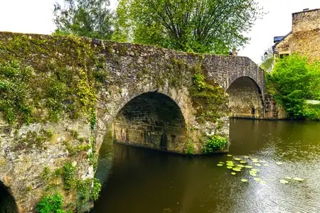 Pont de Léhon dans les Côtes d'Armor en Bretagne