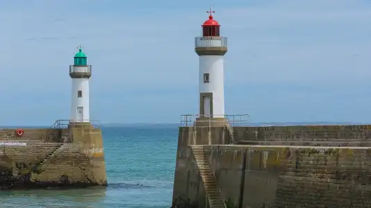 Deux phares port de Belle Ile en Mer