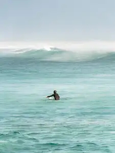 le surf et le plaisir de la glisse à la pointe de la Torche en Pays Bigouden