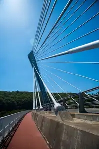 Le pont de Térénez qui enjambe l'Aulne