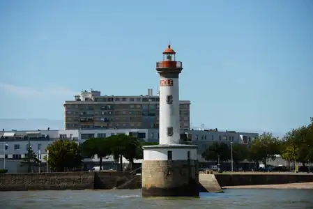 Saint-Nazaire, phare môle
