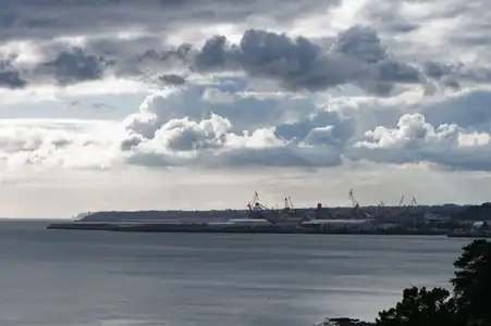 rade de Brest et vue sur le port