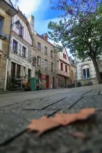 Rue du château à Auray