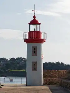 le phare du port d'Erquy