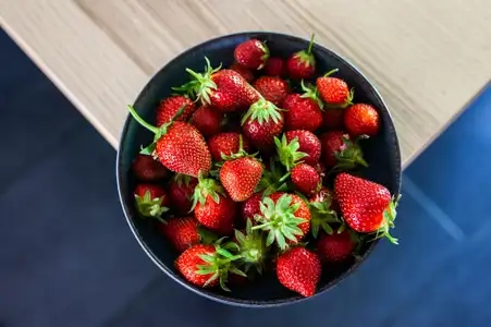 Assiette de fraise à Quimper
