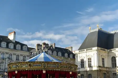 Rennes - Place du Parlement de Bretagne et carrousel